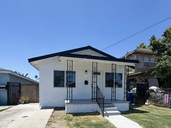 3rd image of 9607 Evers Ave