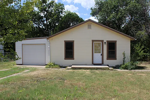 6075 Anahuac Ave Photo 1
