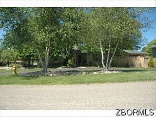 1st image of 555 N Ray Dr