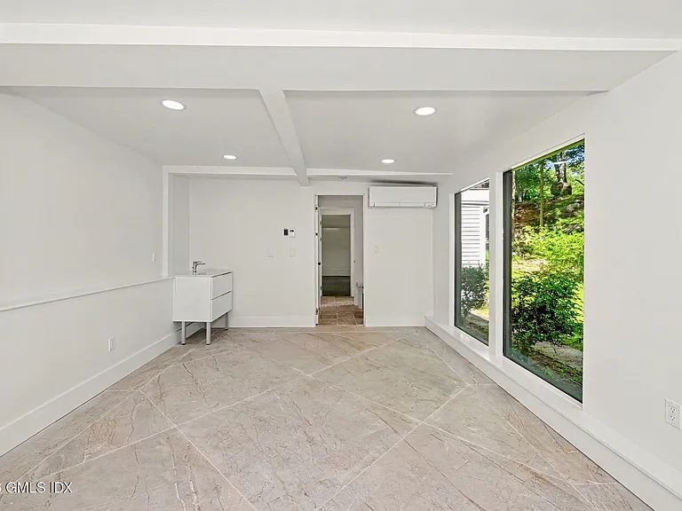 424 Cognewaugh Rd — Photo 32