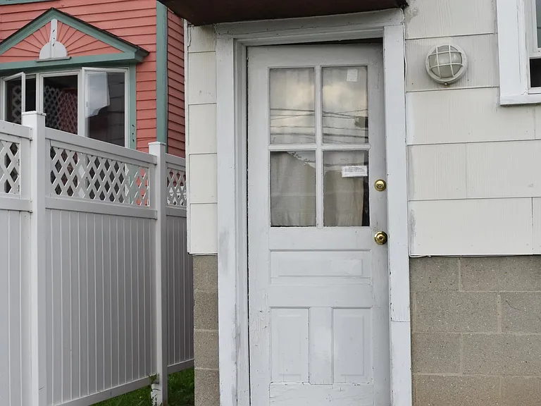 533 Elizabeth St #1 — Photo 9
