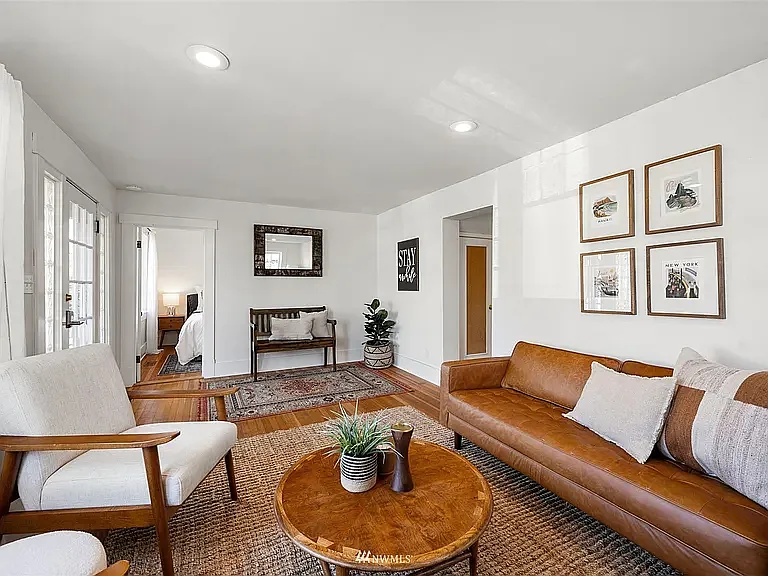 2308 I St — Photo 7