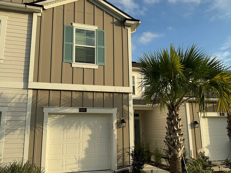 600 Coastline Way — Photo 1