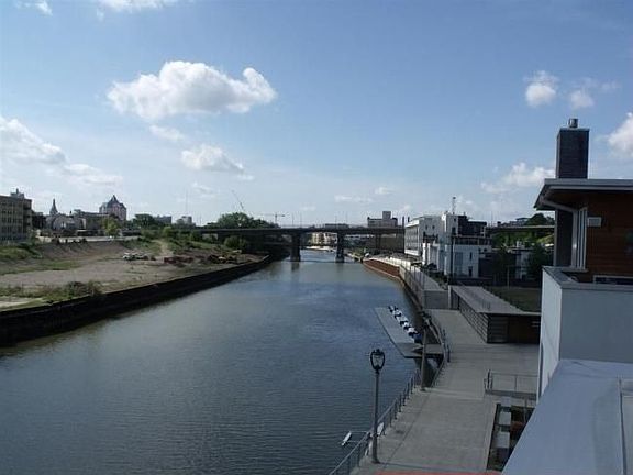 3rd image of 2001 N Riverwalk Way #25