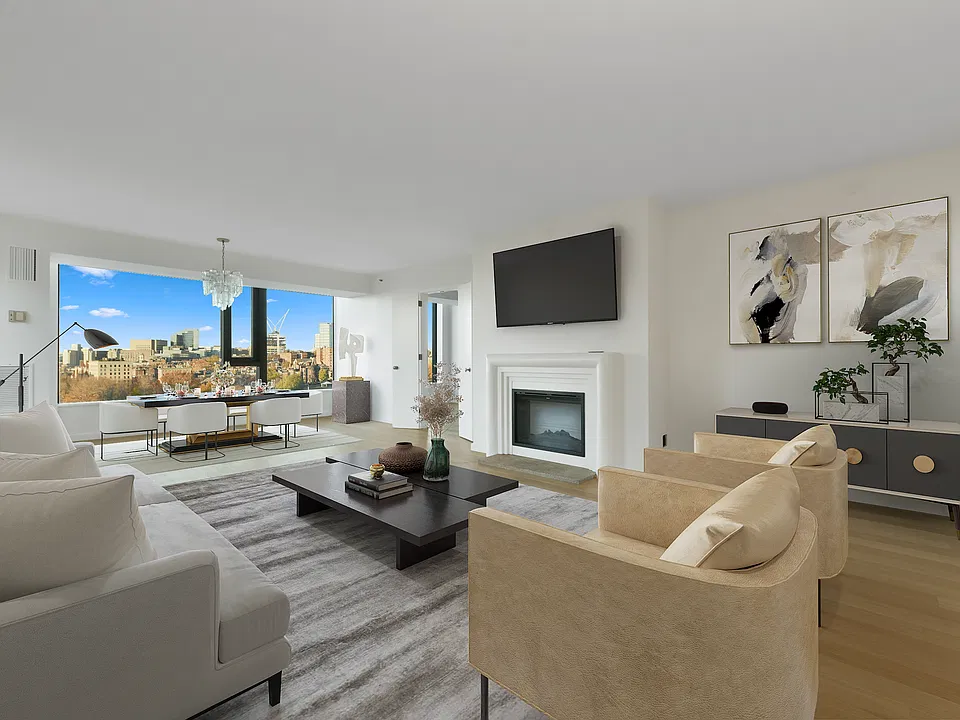 220 Boylston St #1120