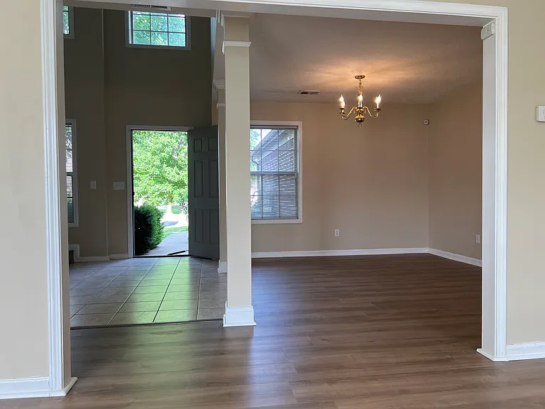 3885 Winthrop Dr — Photo 22