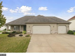 6617 Wildflower Dr S, Cottage Grove, MN 55016