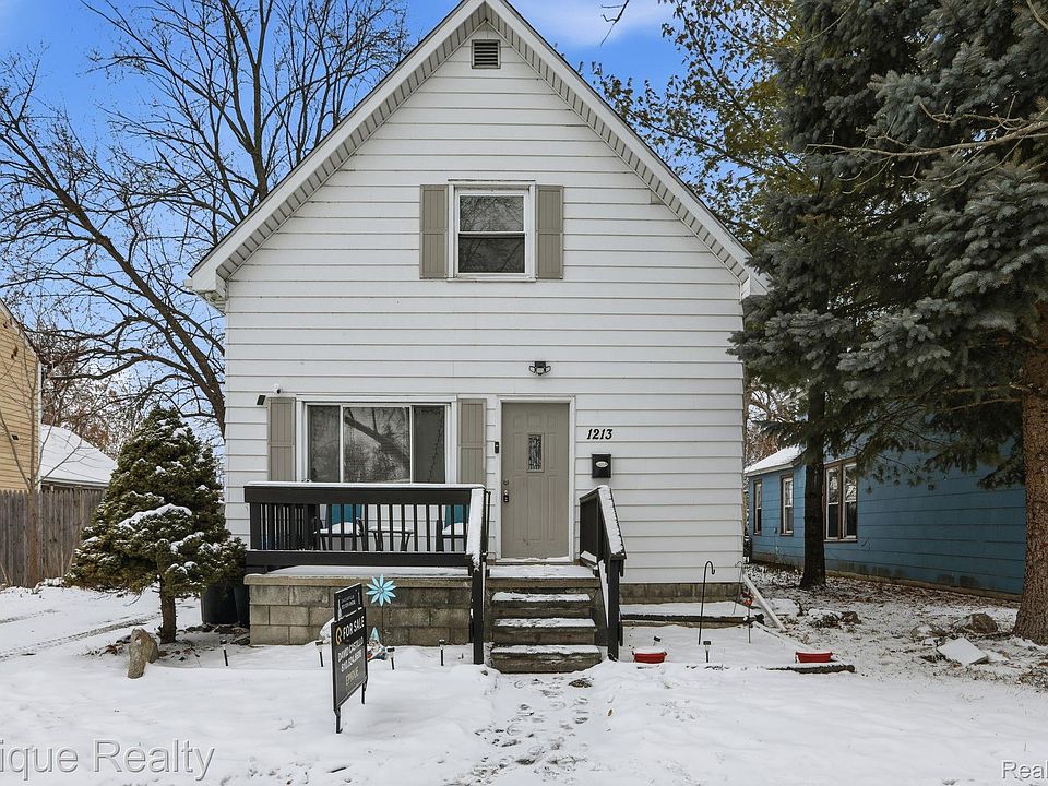 1st image of 1213 Gillett St