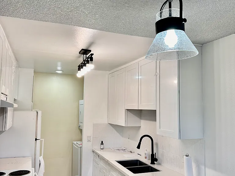 3424 Pueblo Ave #8 — Photo 2
