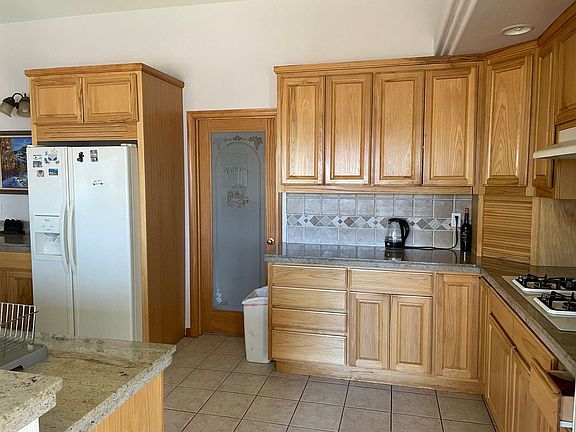 3rd image of 597 Tahoe Island Dr