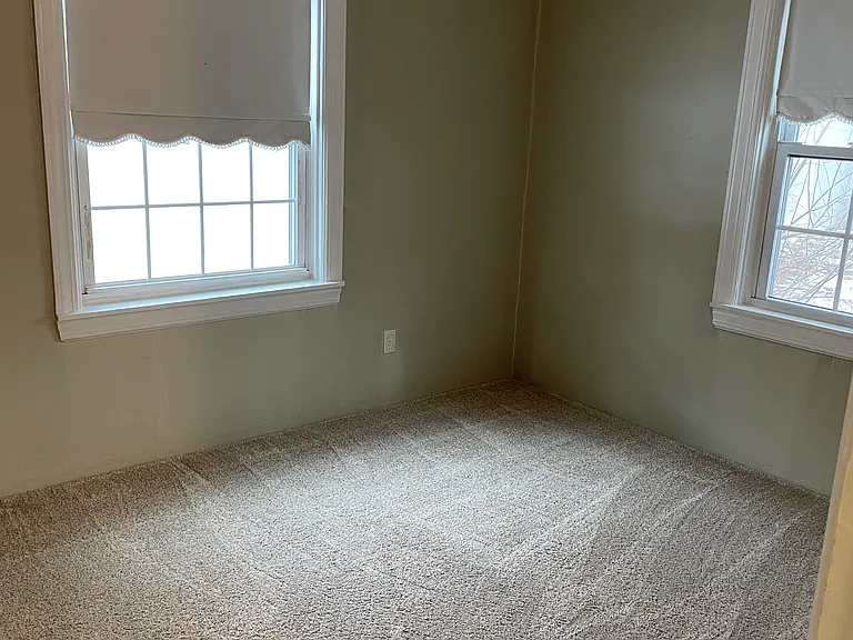 1414 Cornell Dr SE — Photo 9
