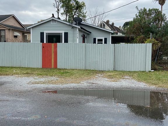3rd image of 1712 Kerlerec St