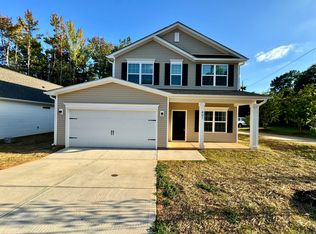 401 Austin Dr, Charlotte, NC 28213