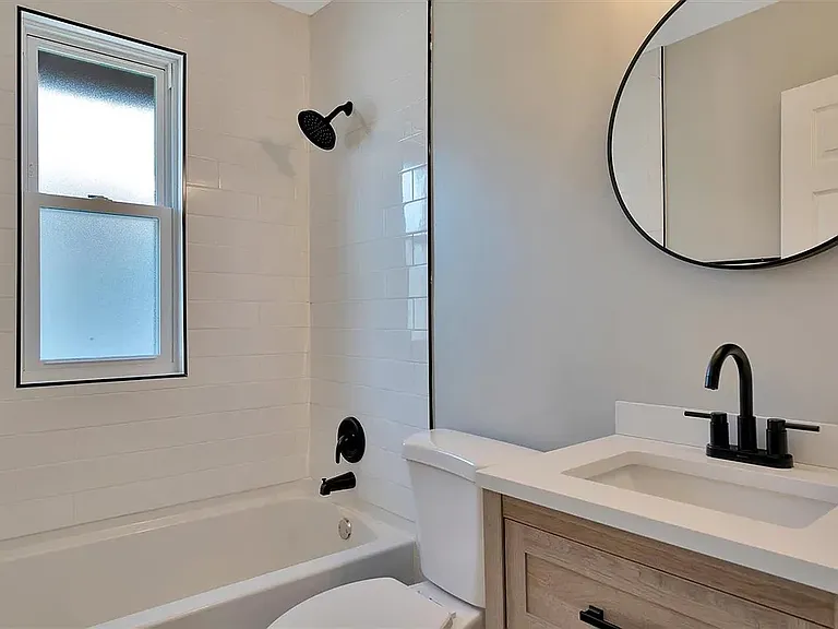 215 Monica Dr — Photo 15