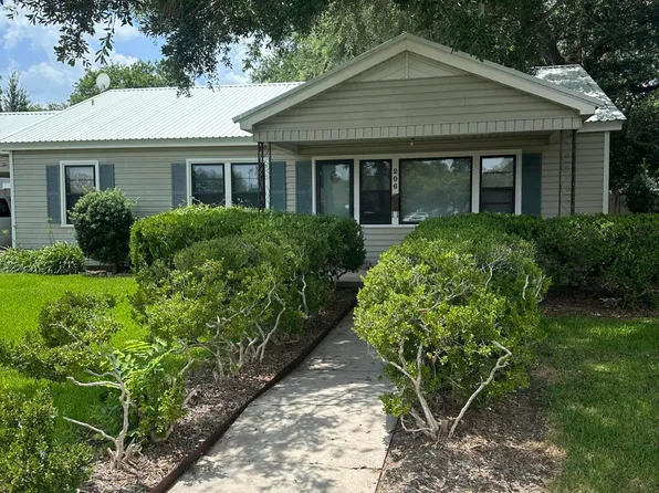 206 S Martin Luther King Jr Dr, Saint Martinville, LA 70582