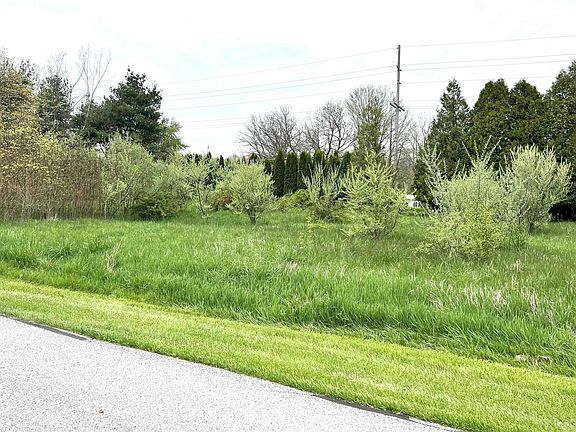 3rd image of Hiawatha Trl
