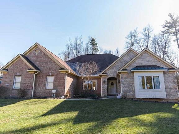 2nd image of 893 Cedar Dr