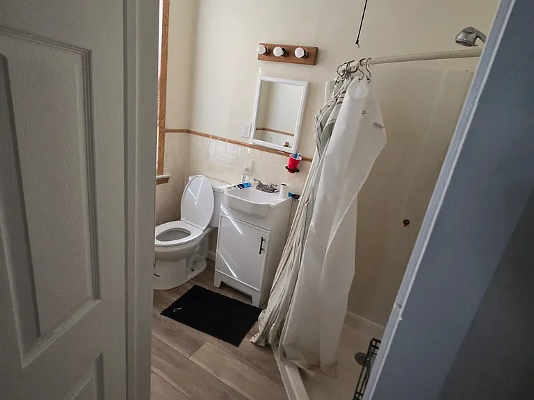 131 London Ave — Photo 11