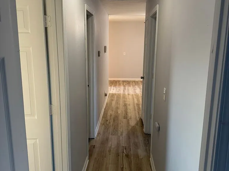 850 Saint Bartholomew Dr — Photo 15
