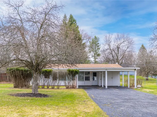 199 Castle Rd, Rochester, NY 14623