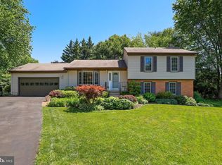19717 Webster Ct, Germantown, MD 20874