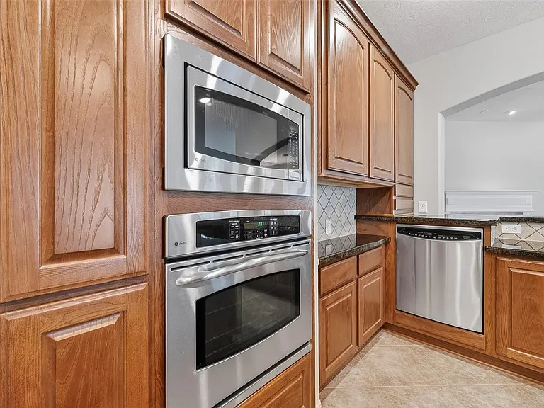 3406 Mystic Port Ct — Photo 12