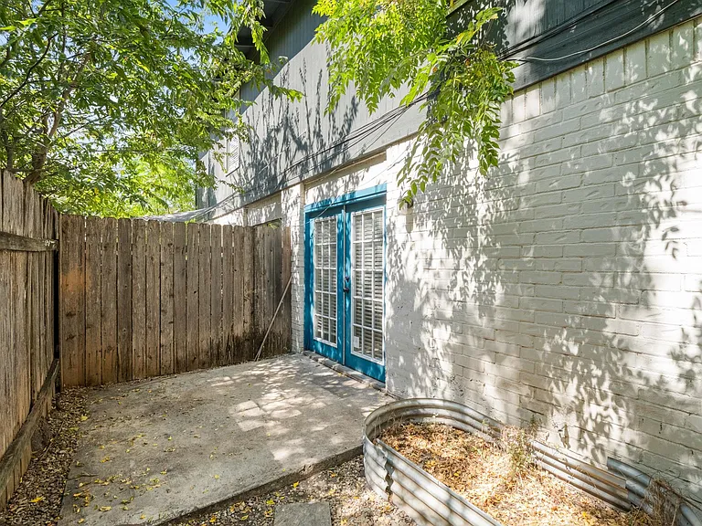 3507 Alpine Cir #3 — Photo 9