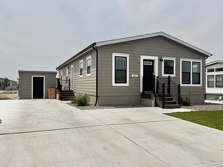 Willow Crossing — Photo 21