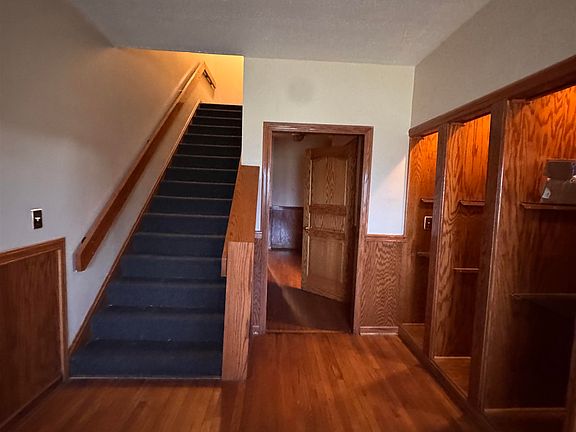 3rd image of 1429 5th Ave
