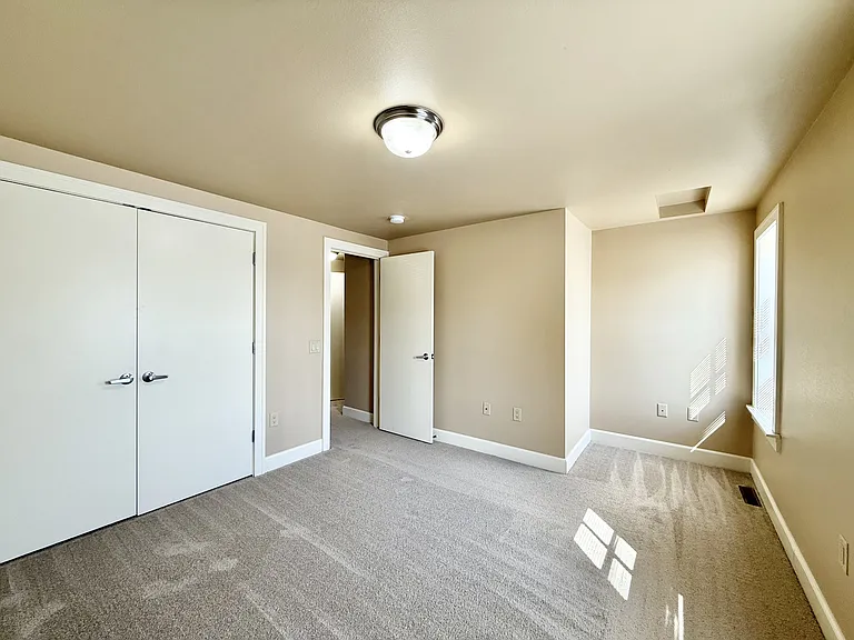 205 Birch Ave #2 — Photo 6