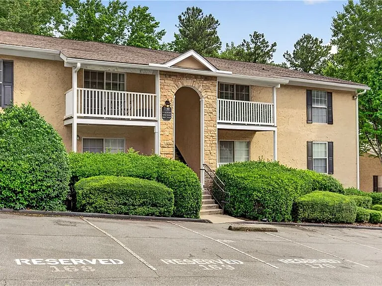 3140 Seven Pines Ct #106 — Photo 3