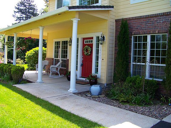 2nd image of 10405 NE 179th Cir