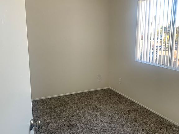 5th image of 3061-3069 54th St #3065-03