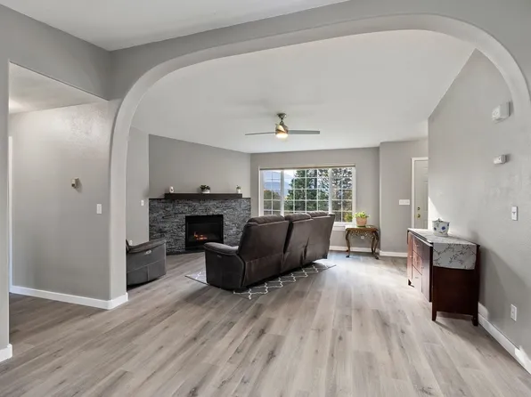 7444 Butte Ln, Bonners Ferry, ID 83805