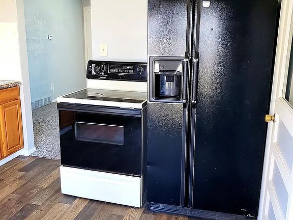 5th image of 4626 S Laclede St