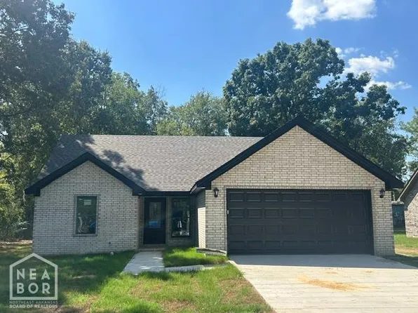 104 E Hinkley St, Brookland, AR 72417