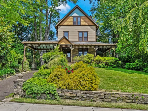 127 Webster Ave, Wyncote, PA 19095