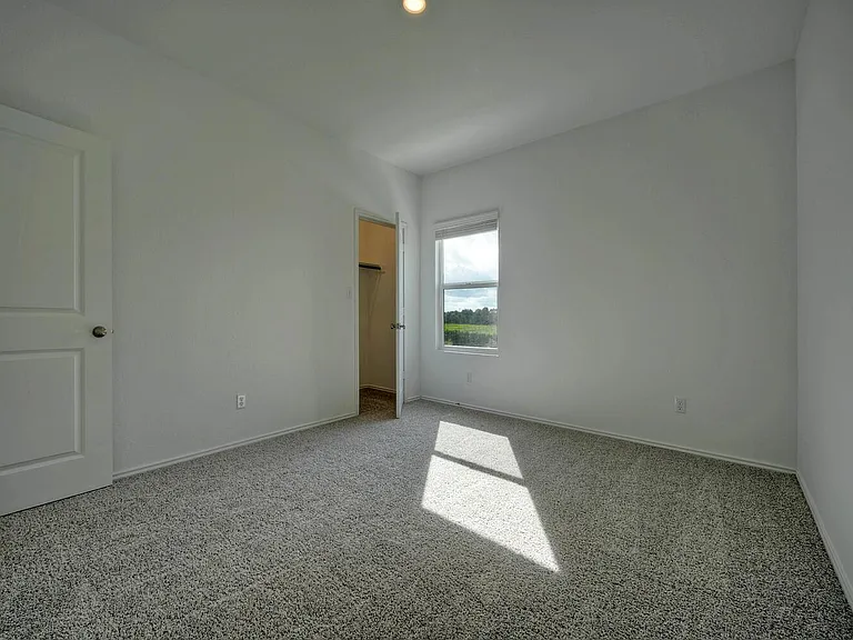 1317 Linwood St — Photo 24