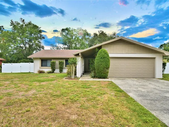 7002 Willow Run Loop, Lakeland, FL 33813