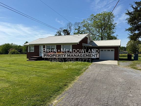3rd image of 3239 Morganton Rd