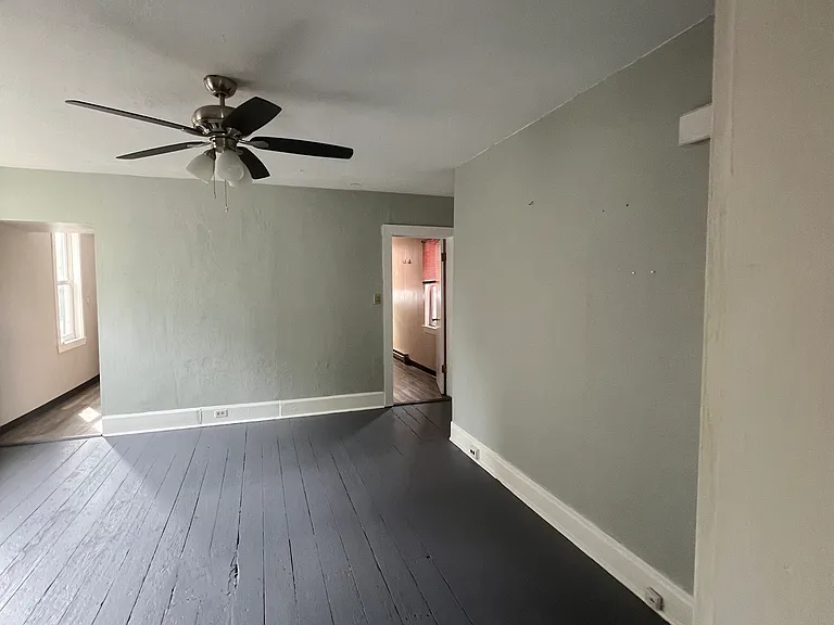 513 Edmond St #2 — Photo 13