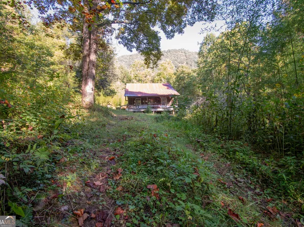 1916 Upper Tuskeegee Rd, Robbinsville, NC 28771