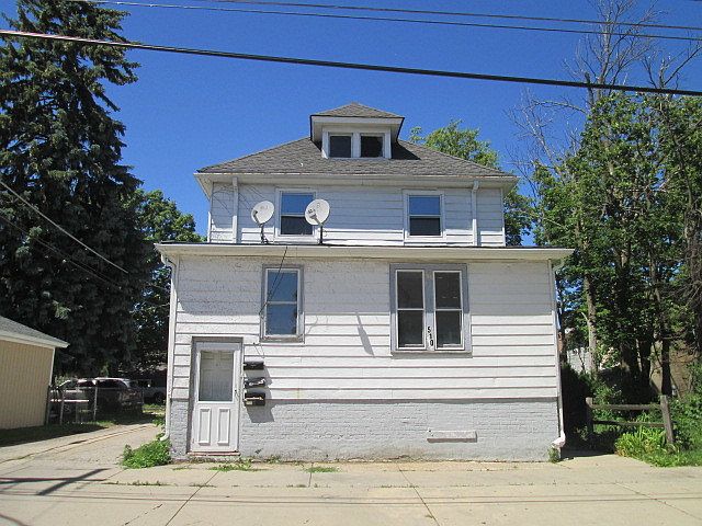 1st image of 510 12th St