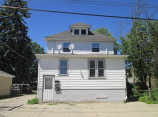 510 12th St, North Chicago, IL 60064