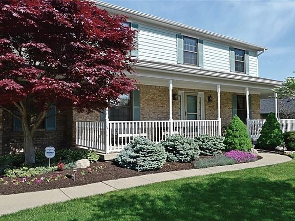 3rd image of 9645 Feather Wood Ln