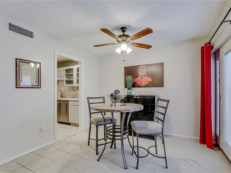631 Cimarron Trl — Photo 19
