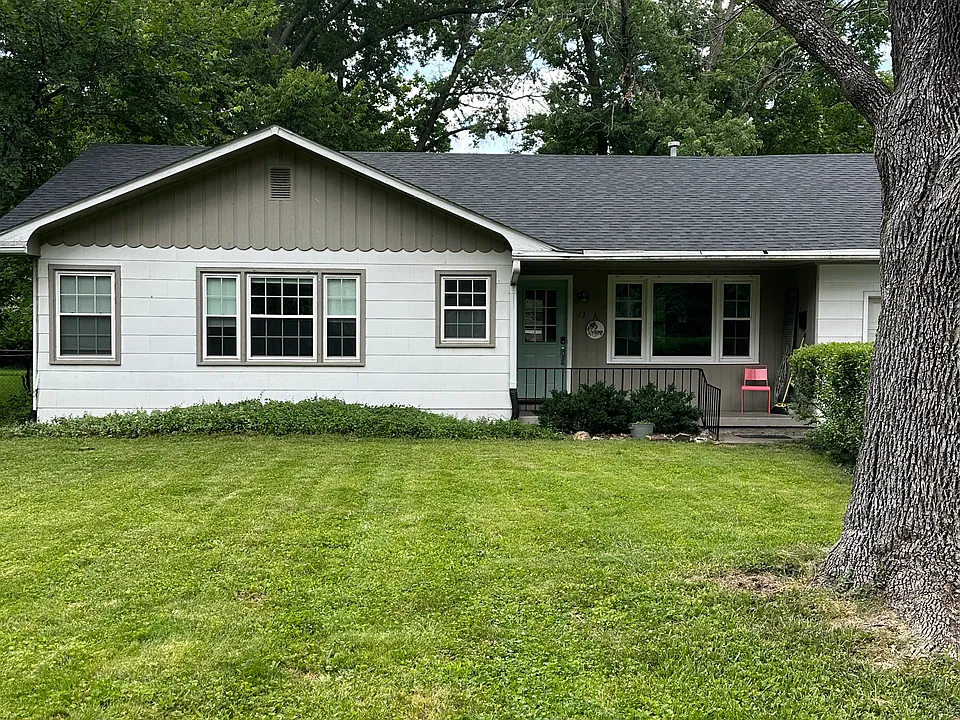 13 N Greenwood Ave