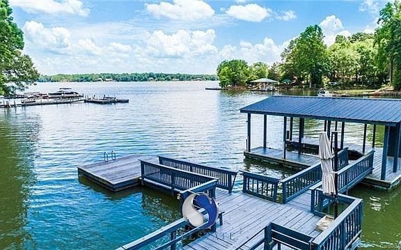 So much space on the water!! Jump off the swim platform or catch some rays on the sun deck!   Deep water in the middle of the covered floating dock.