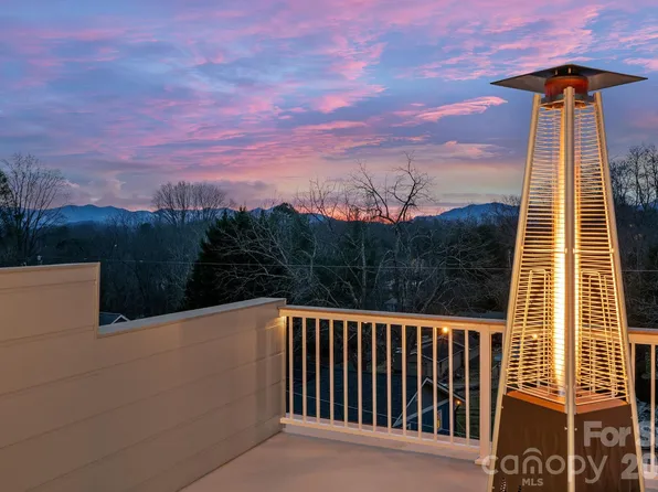 9 Gudger Rd, Asheville, NC 28806