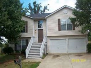 2776 Cedar Trace Dr, Ellenwood, GA 30294